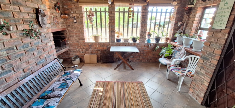 3 Bedroom Property for Sale in Albertinia Western Cape
